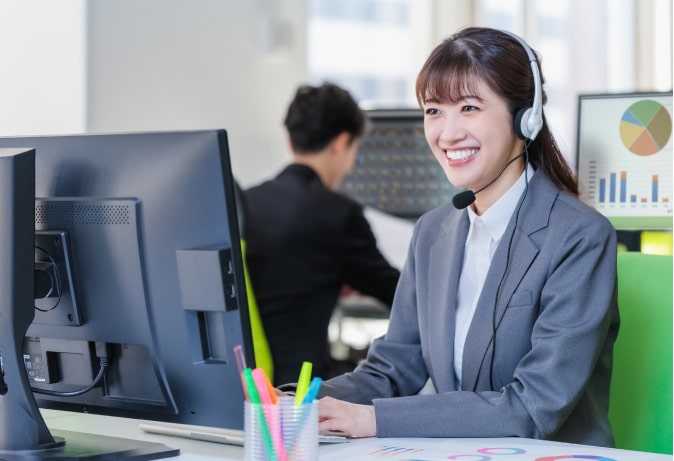 笑顔のエージェント